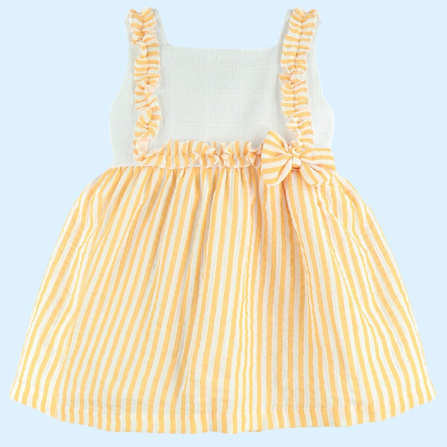 Traje de una pieza con lineas amarillas